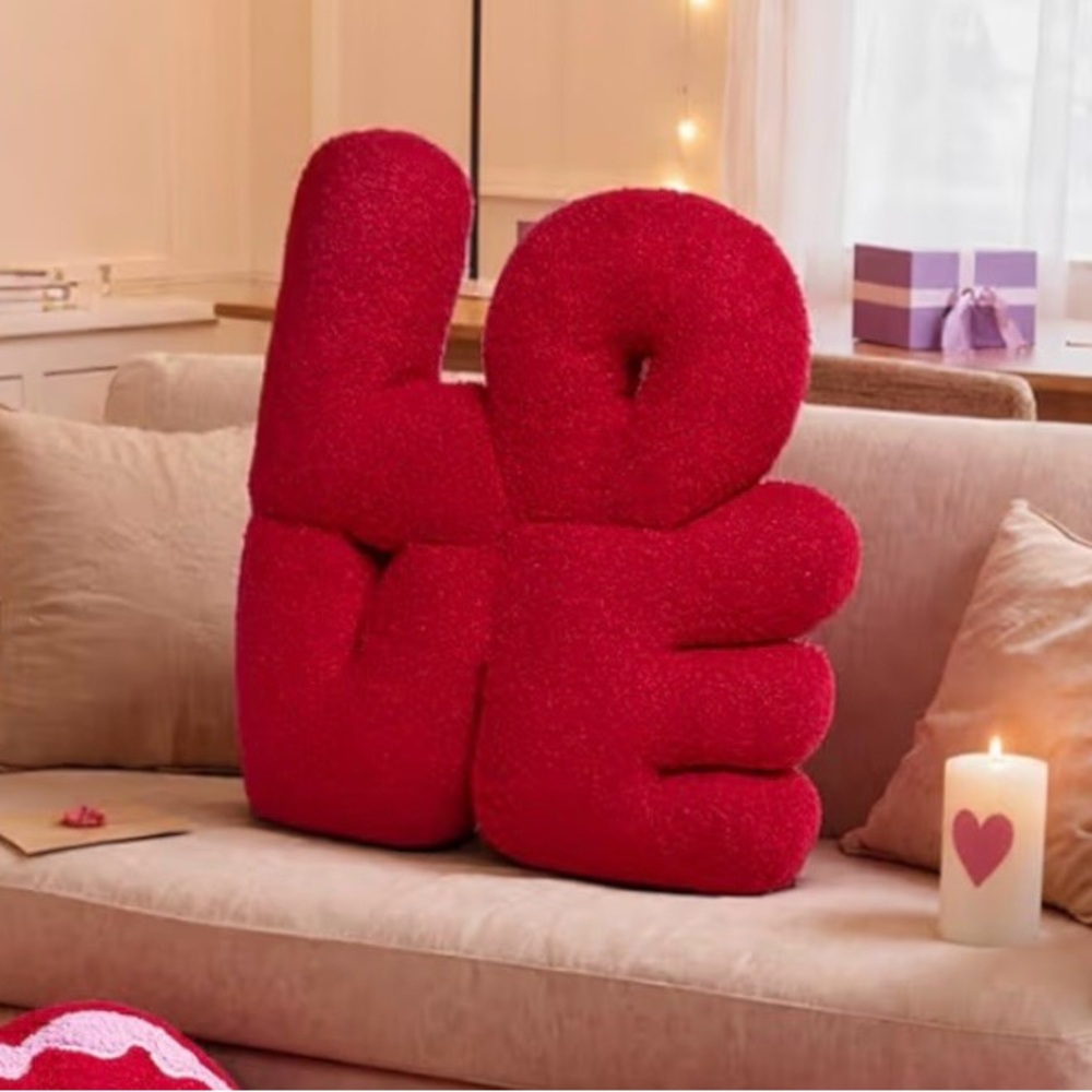 Red LOVE Decorative Pillow